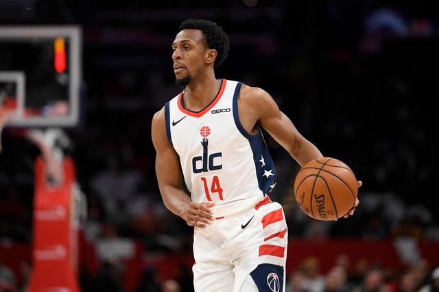 范迪克：取代克洛普非常艰巨但斯洛特干得很好